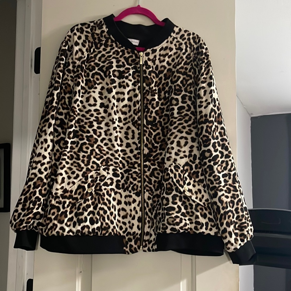 Susan Graver Leopard bomber jacket